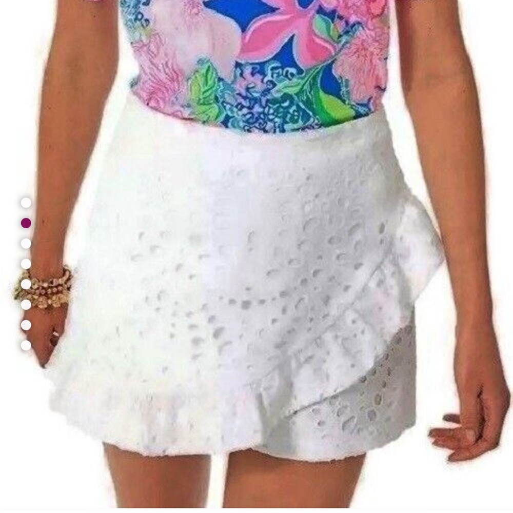 NWT Lilly Pulitzer Faye Skort Skort in Resort White Large Petal Eyelet - Picture 2 of 8